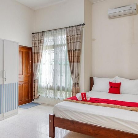 Reddoorz Near Universitas Gajah Mada Kejayan Εξωτερικό φωτογραφία